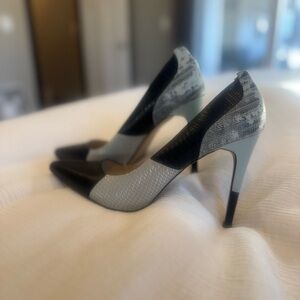 Aldo Stiletto Black and Gray Women's Heels